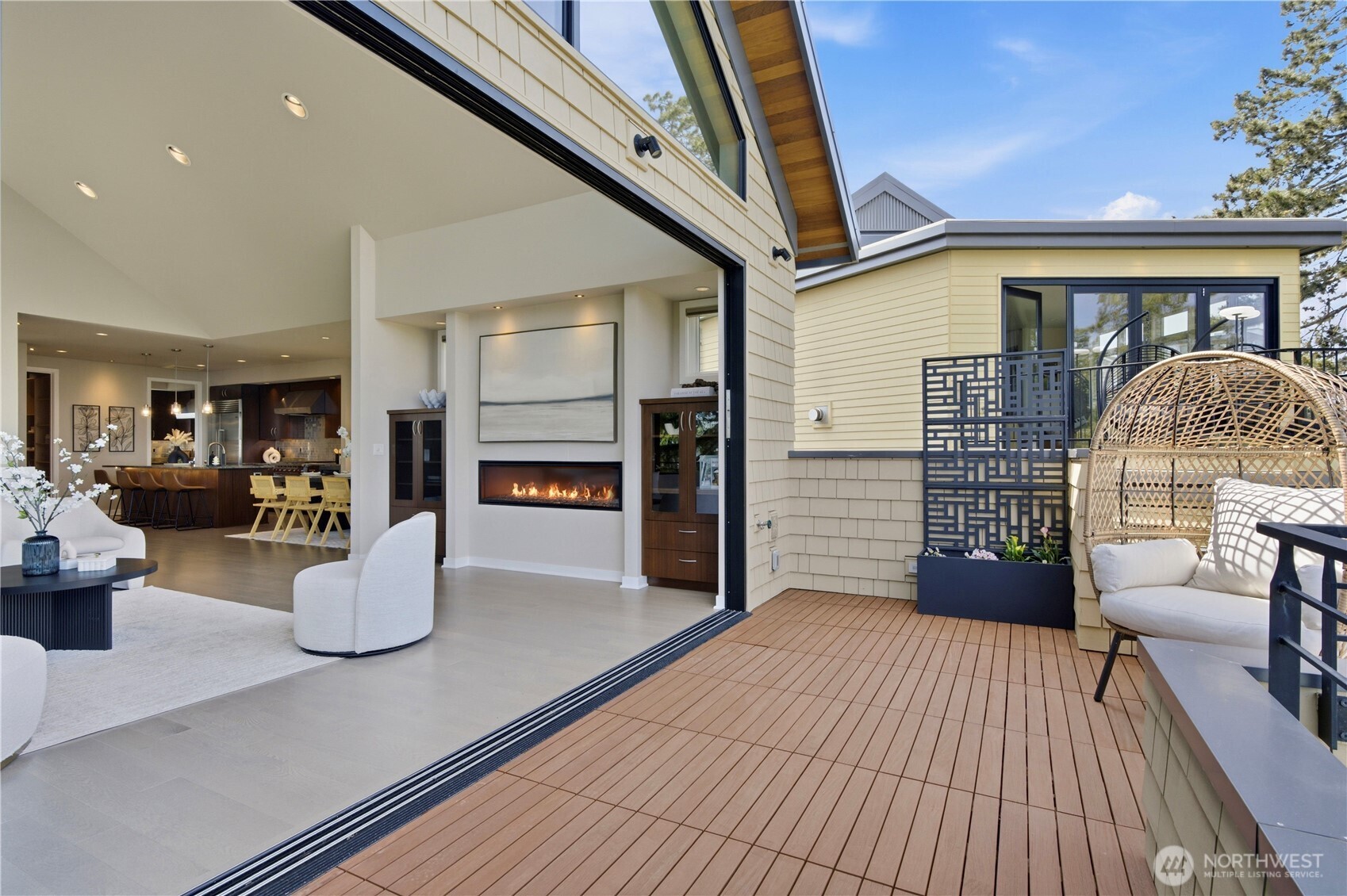 1311 Palm Avenue SW, Seattle, WA 98116