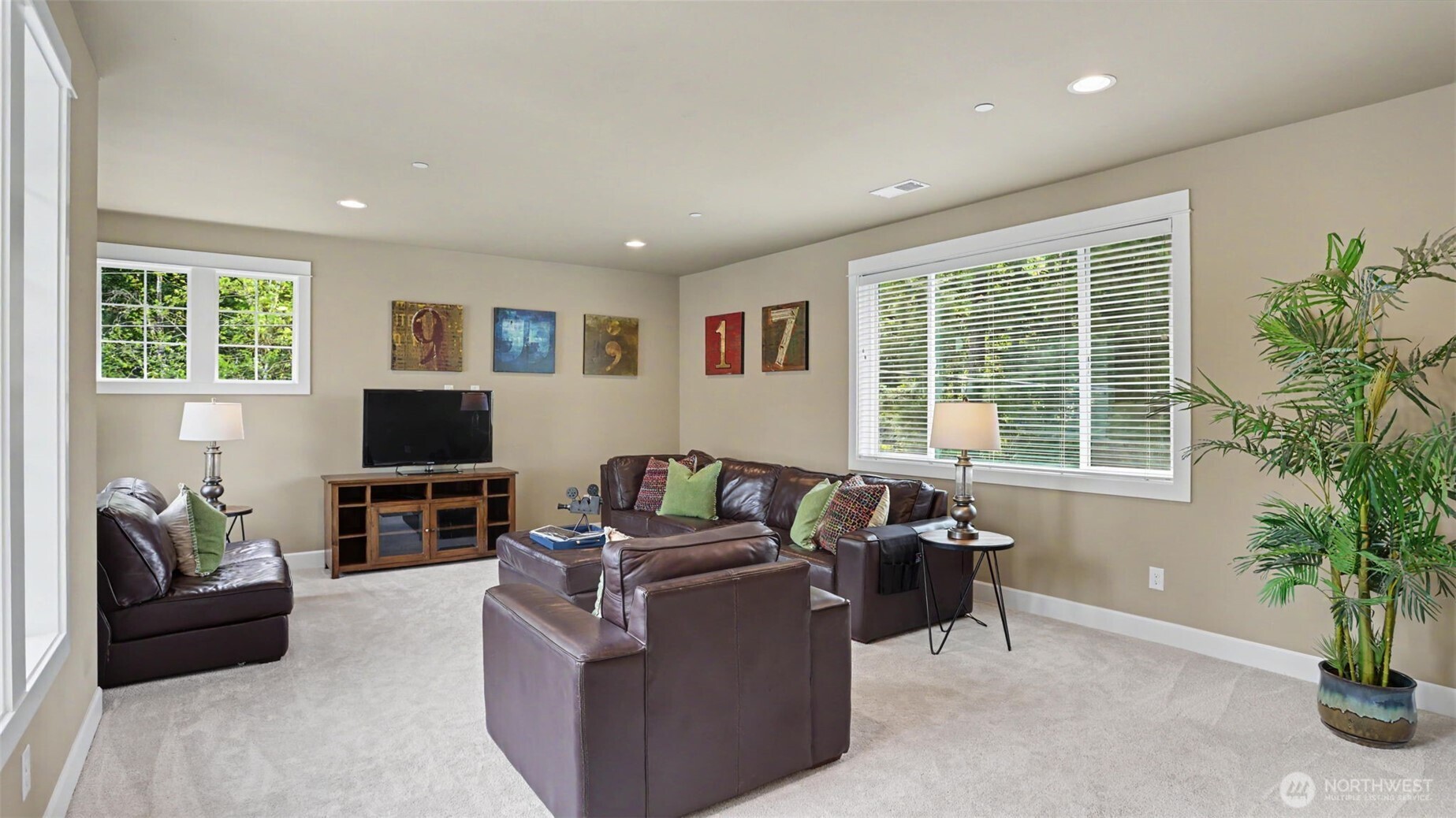 24020 NE 20th Street , Sammamish, WA 98074