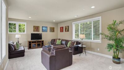 24020 NE 20th Street , Sammamish, WA 98074 - Photo 29