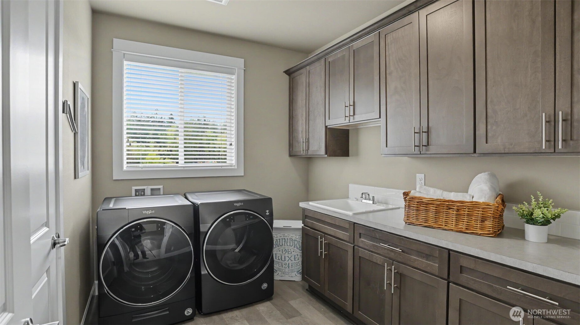 24020 NE 20th Street , Sammamish, WA 98074