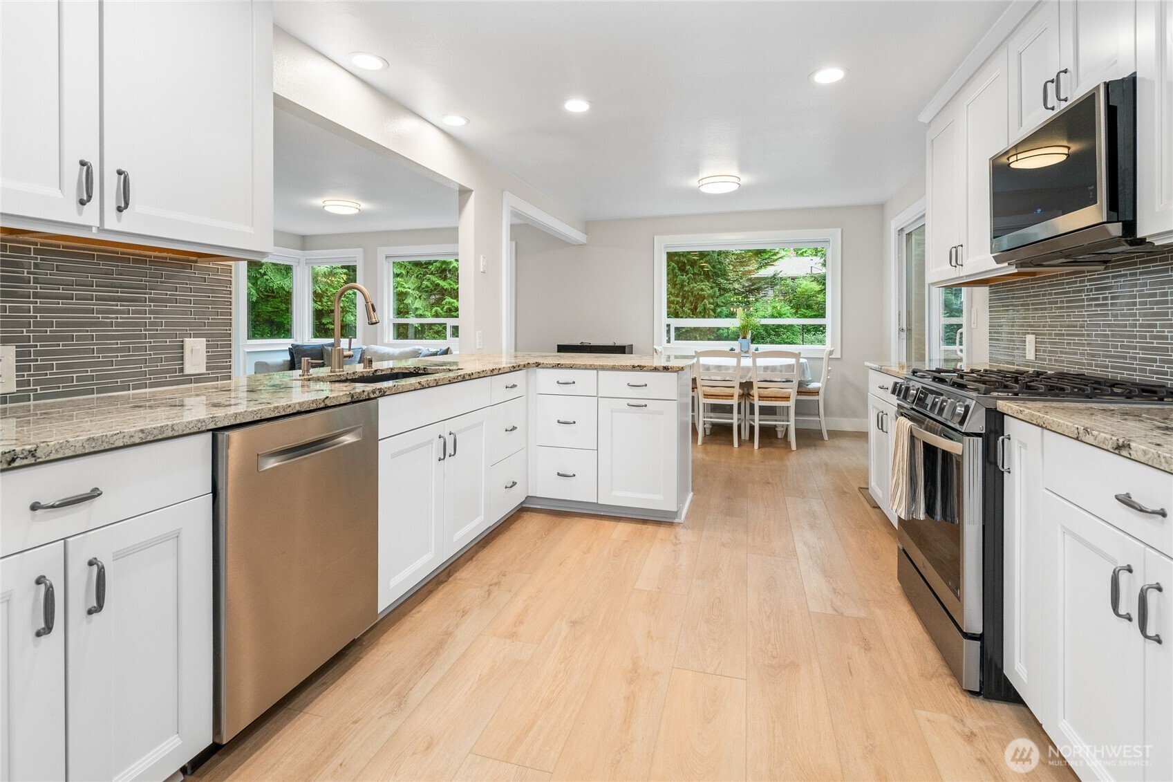 18104 NE 196th Street , Woodinville, WA 98077