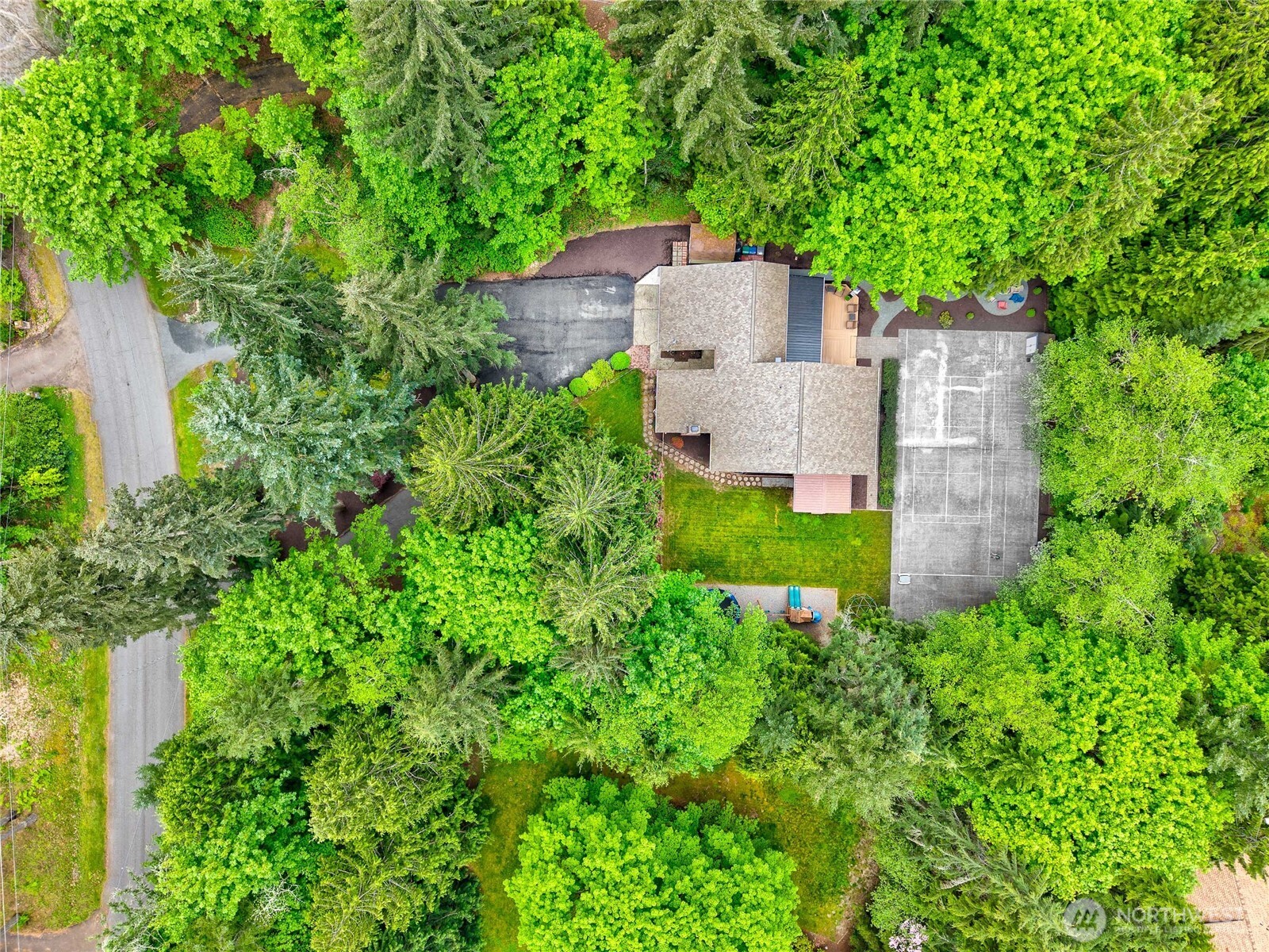 18104 NE 196th Street , Woodinville, WA 98077
