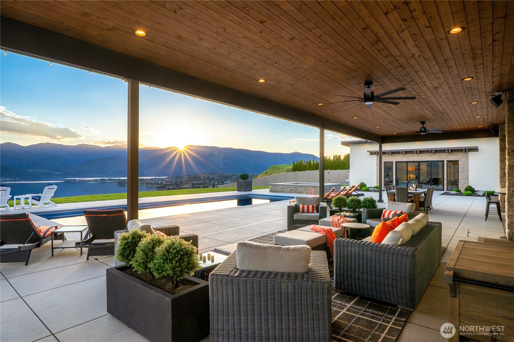 149 Reserve Lane , Manson, WA 98831