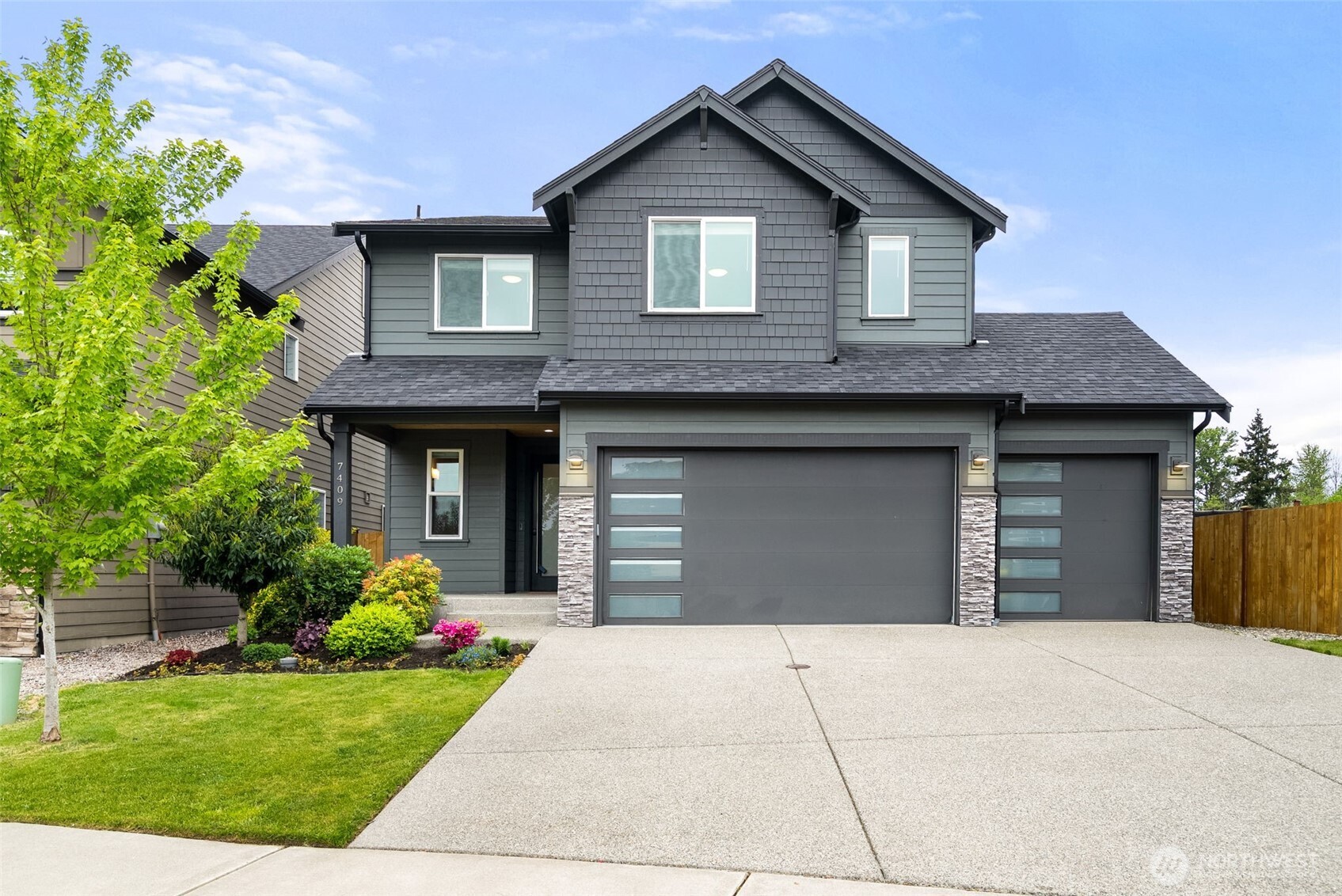 7409 175th Street Ct E, Puyallup, WA 98375
