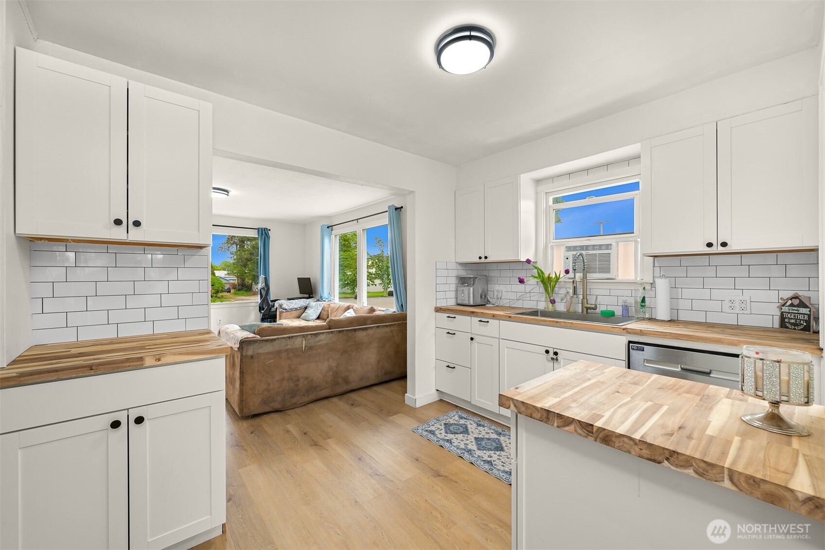204 S 16th Street , Lynden, WA 98264