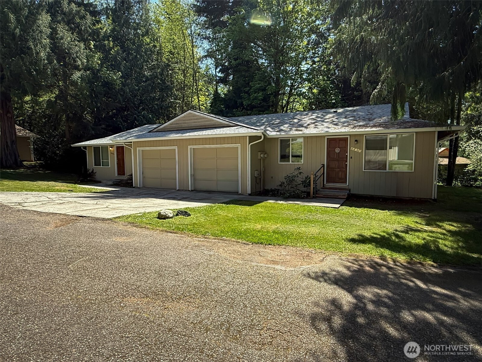 4416 Ridgewood Court NW #A & B, Olympia, WA 98502