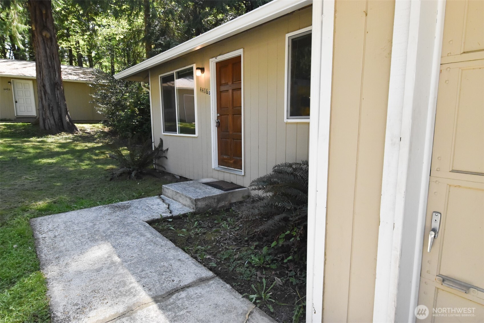 4416 Ridgewood Court NW #A & B, Olympia, WA 98502