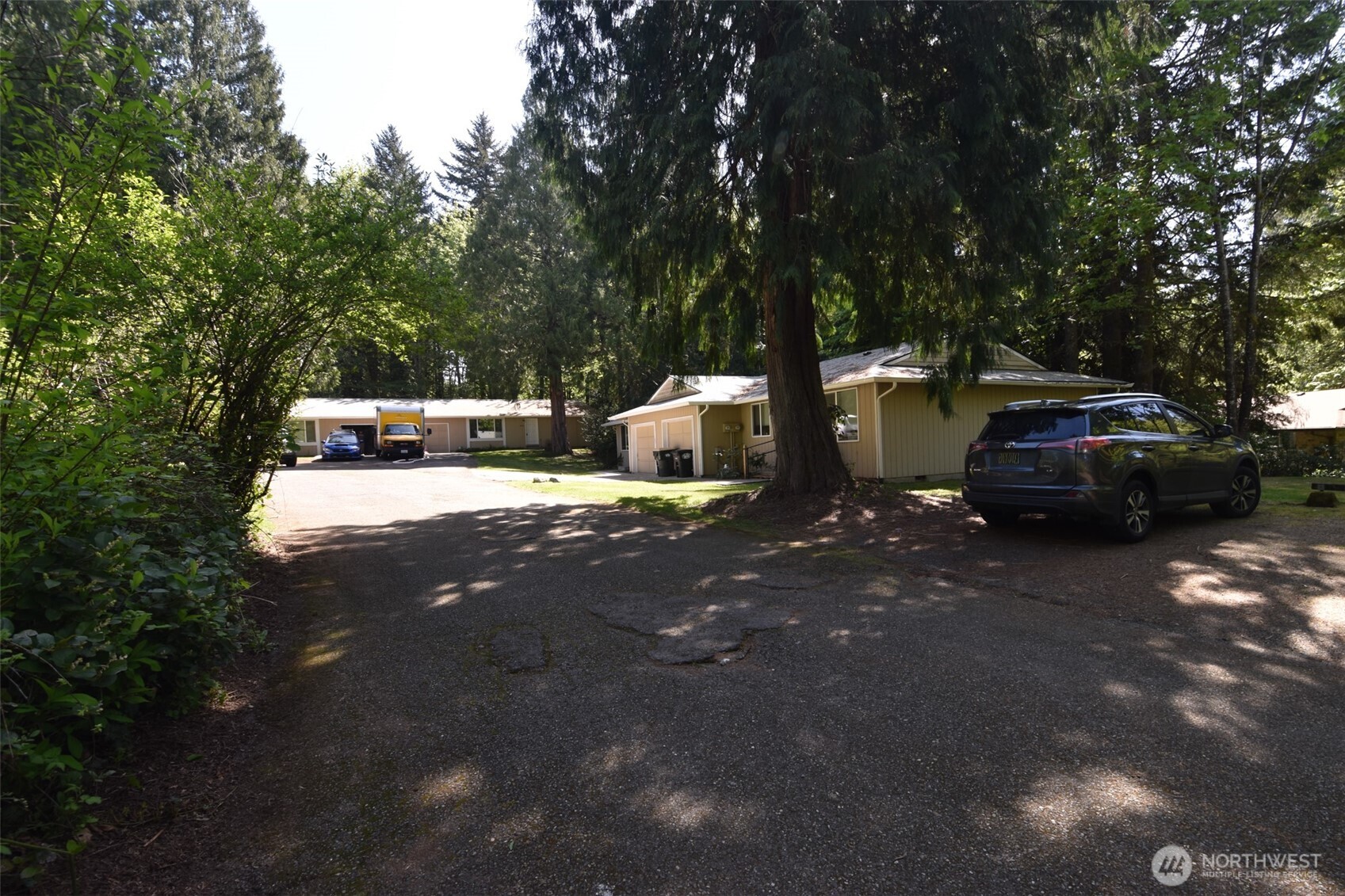 4416 Ridgewood Court NW #A & B, Olympia, WA 98502