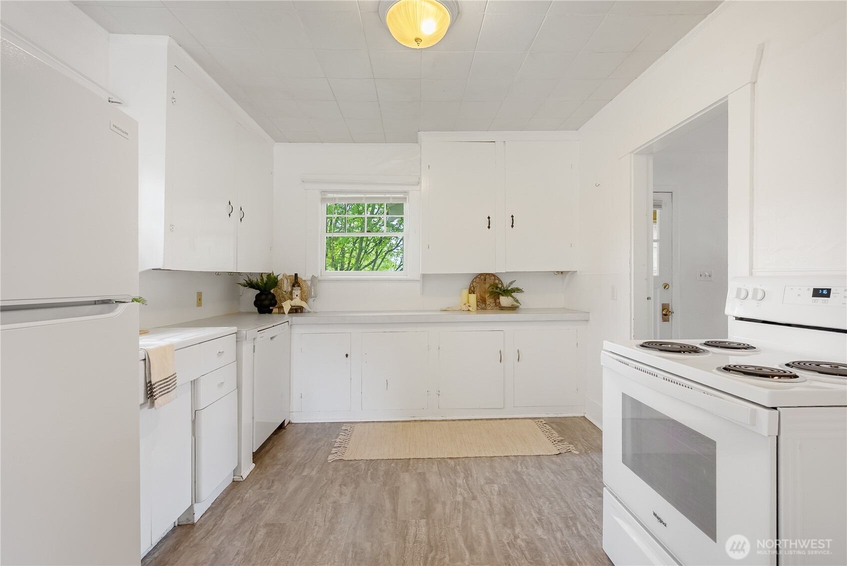2929 Sunset Drive , Bellingham, WA 98225