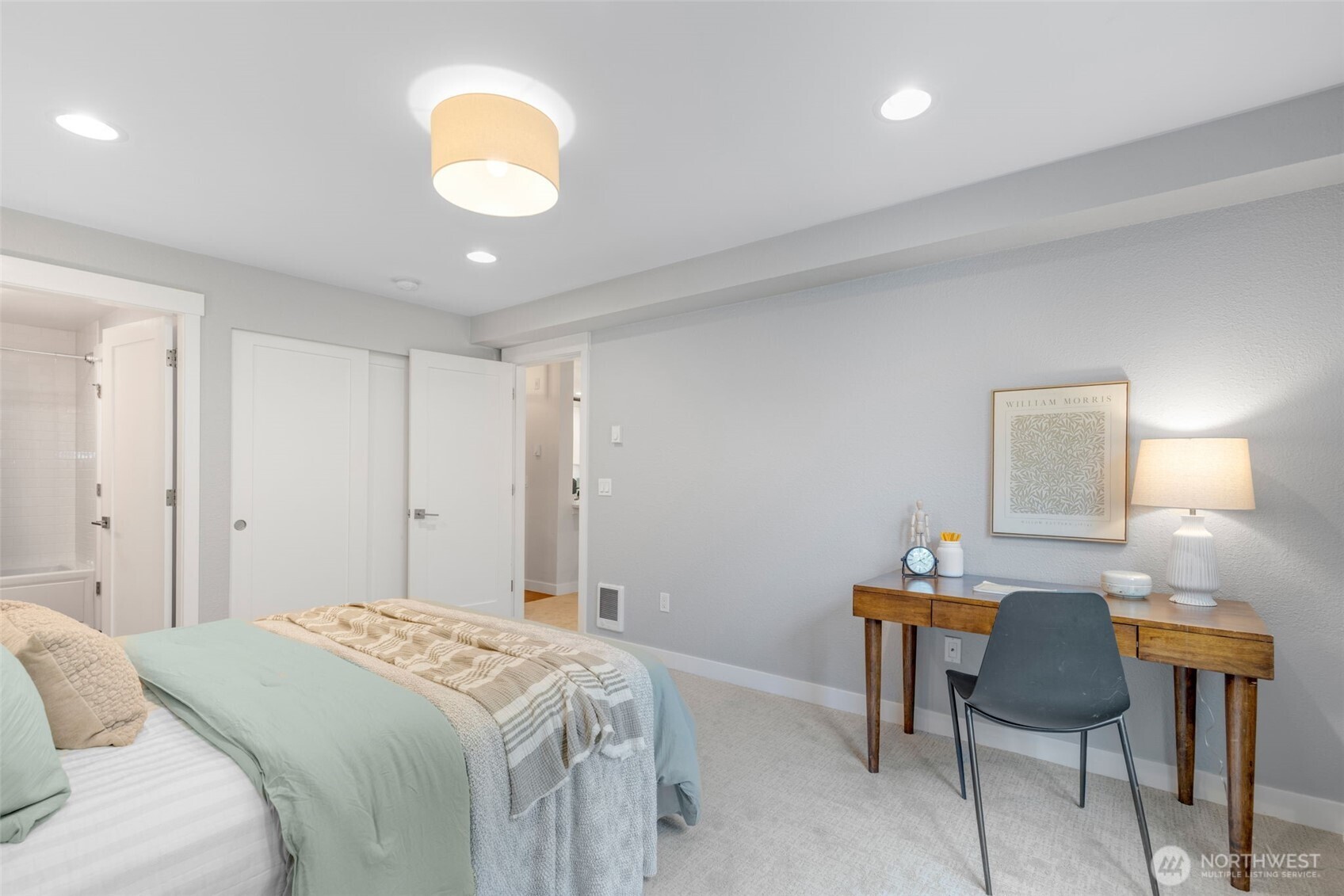 275 W Roy Street #315, Seattle, WA 98119