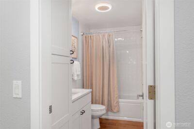 275 W Roy Street #315, Seattle, WA 98119 - Photo 26