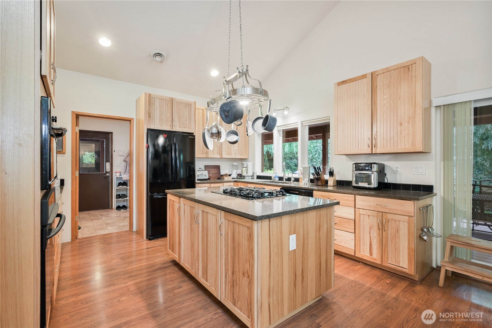 1975 Coal Creek Road , Longview, WA 98632