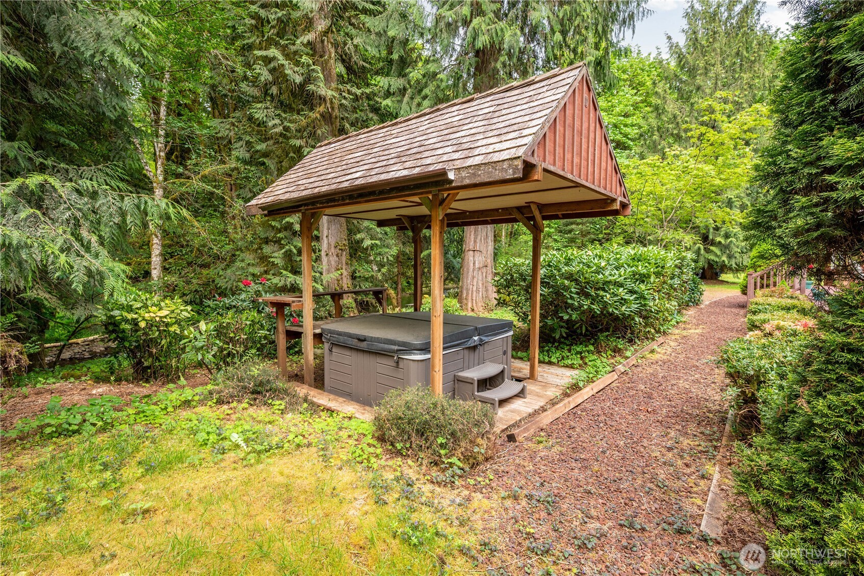 1975 Coal Creek Road , Longview, WA 98632