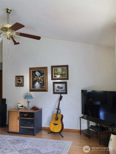 693 Temple Avenue , Morton, WA 98356 - Photo 7