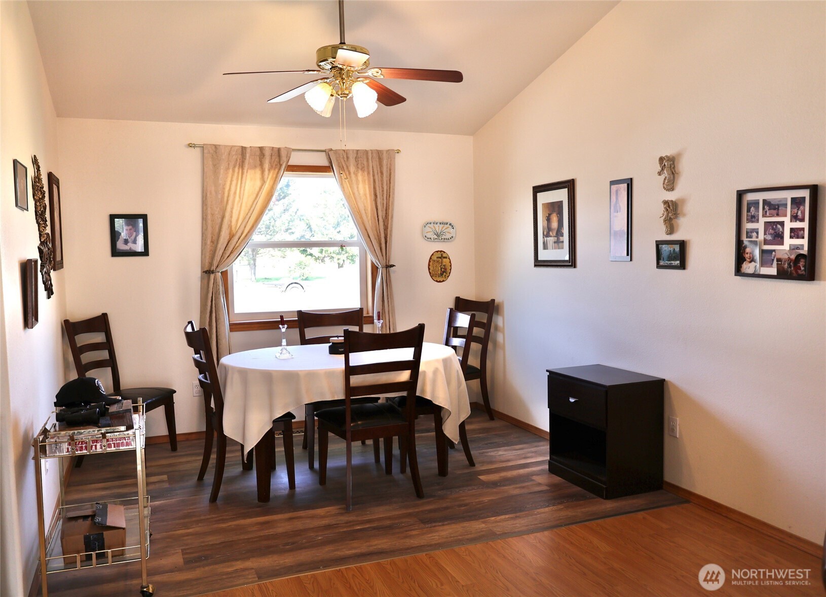 693 Temple Avenue , Morton, WA 98356