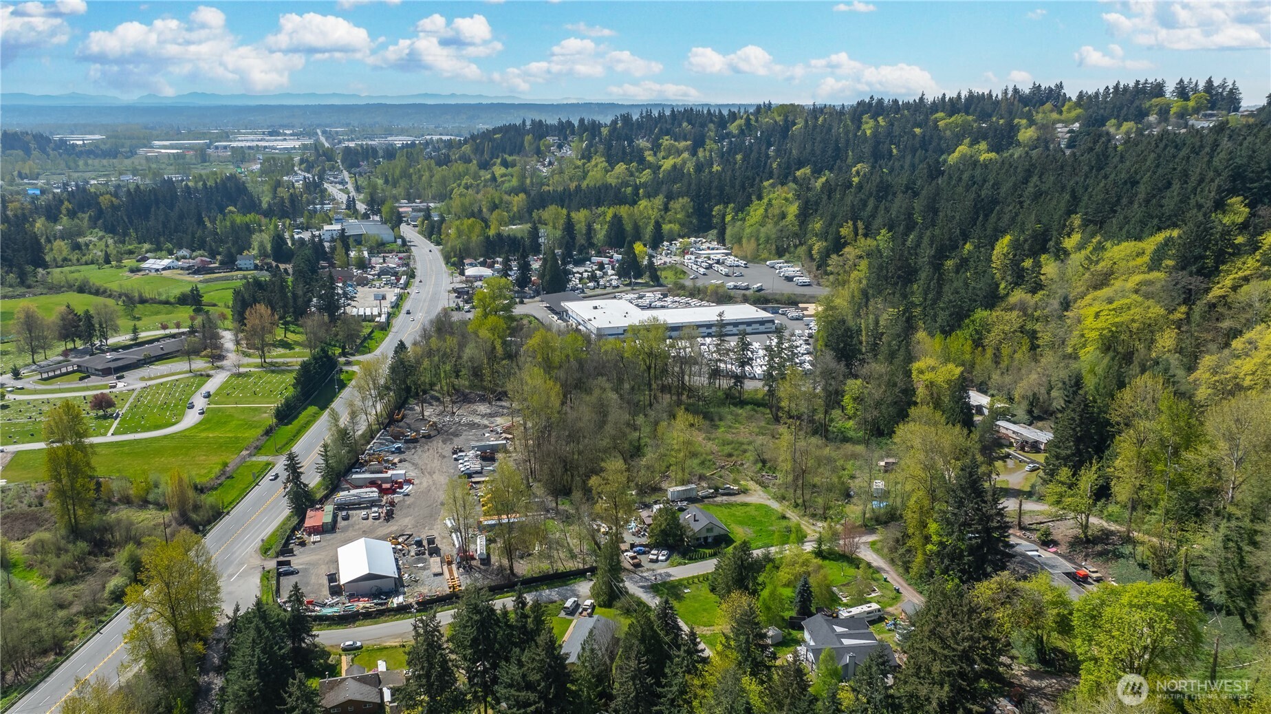 37405 Pacific Highway S, Federal Way, WA 98003-7454