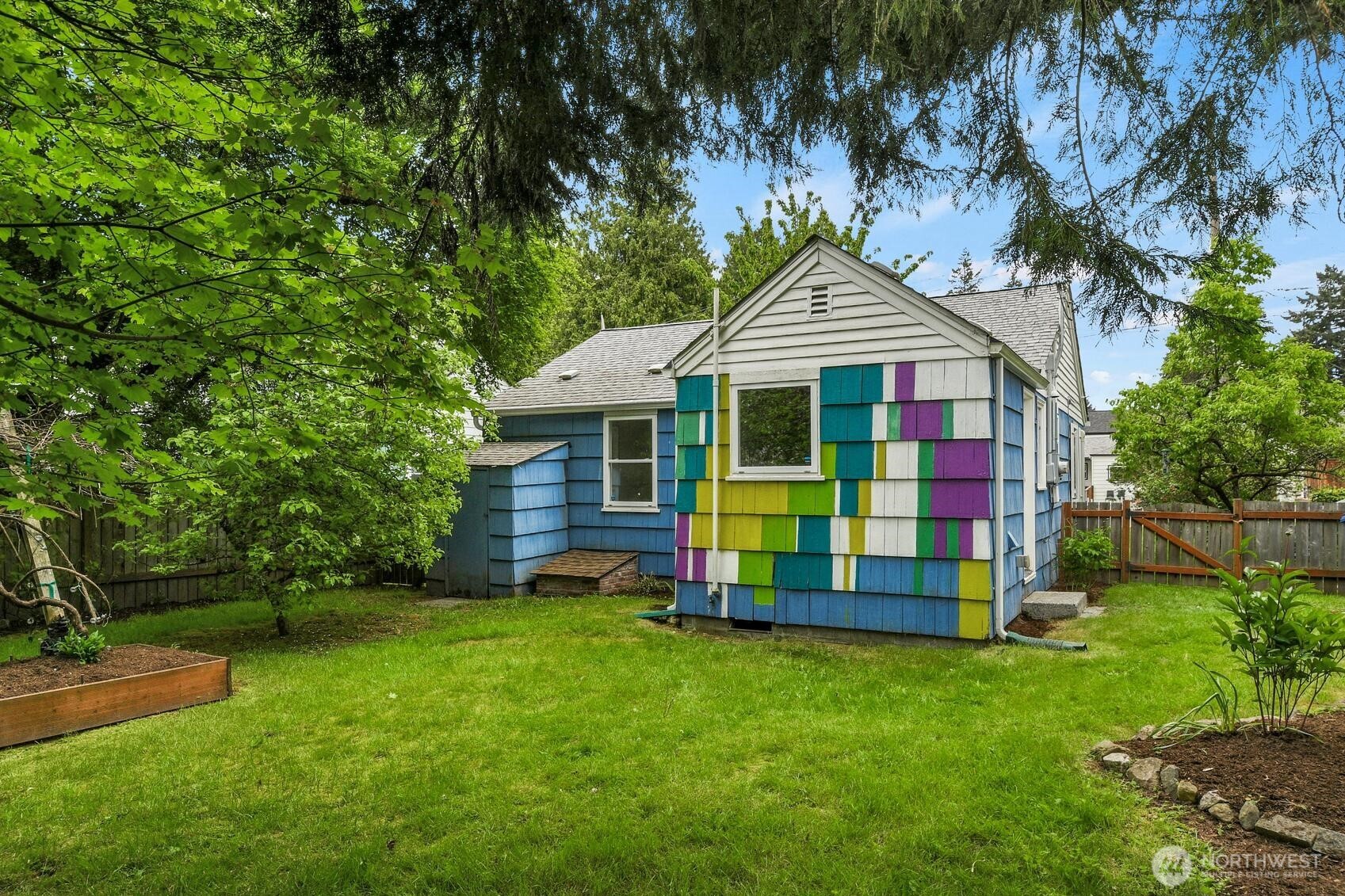 14339 Ashworth Avenue N, Seattle, WA 98133