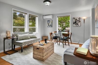 14339 Ashworth Avenue N, Seattle, WA 98133 - Photo 3