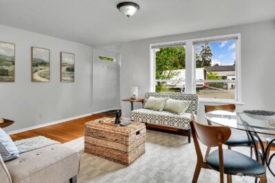 14339 Ashworth Avenue N, Seattle, WA 98133 - Photo 5