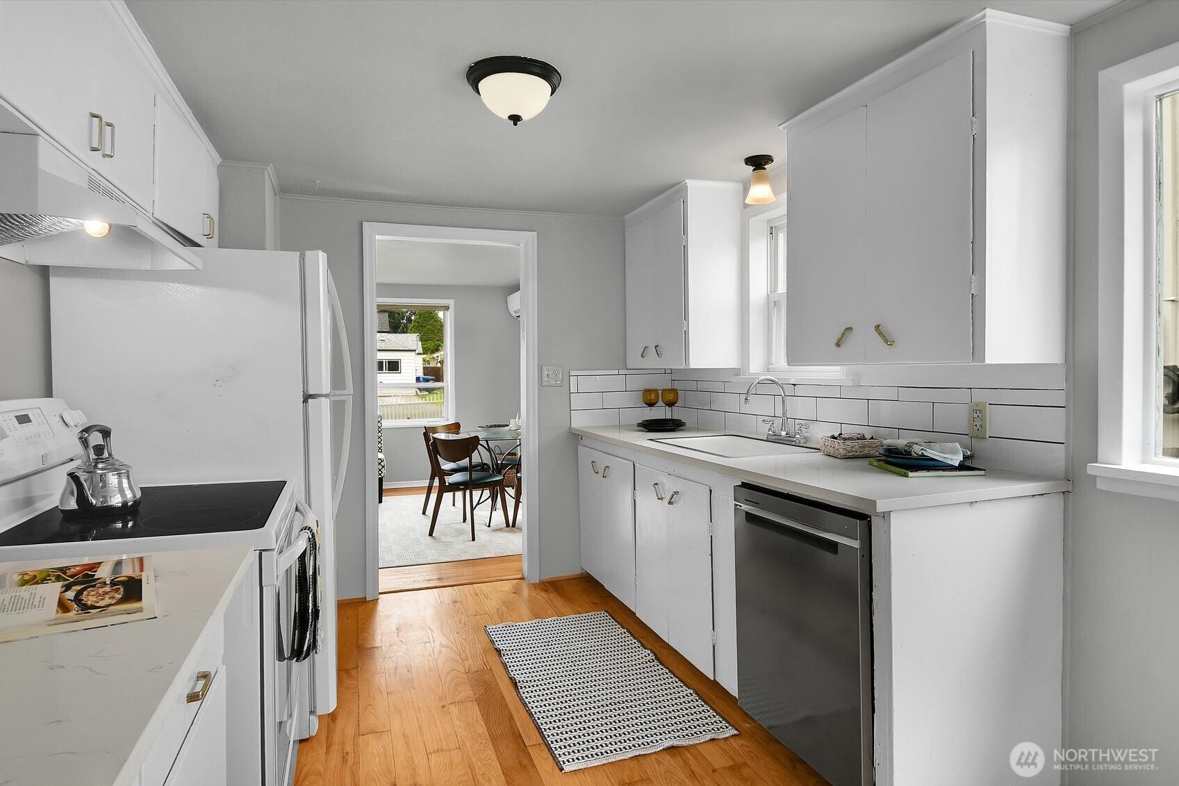 14339 Ashworth Avenue N, Seattle, WA 98133