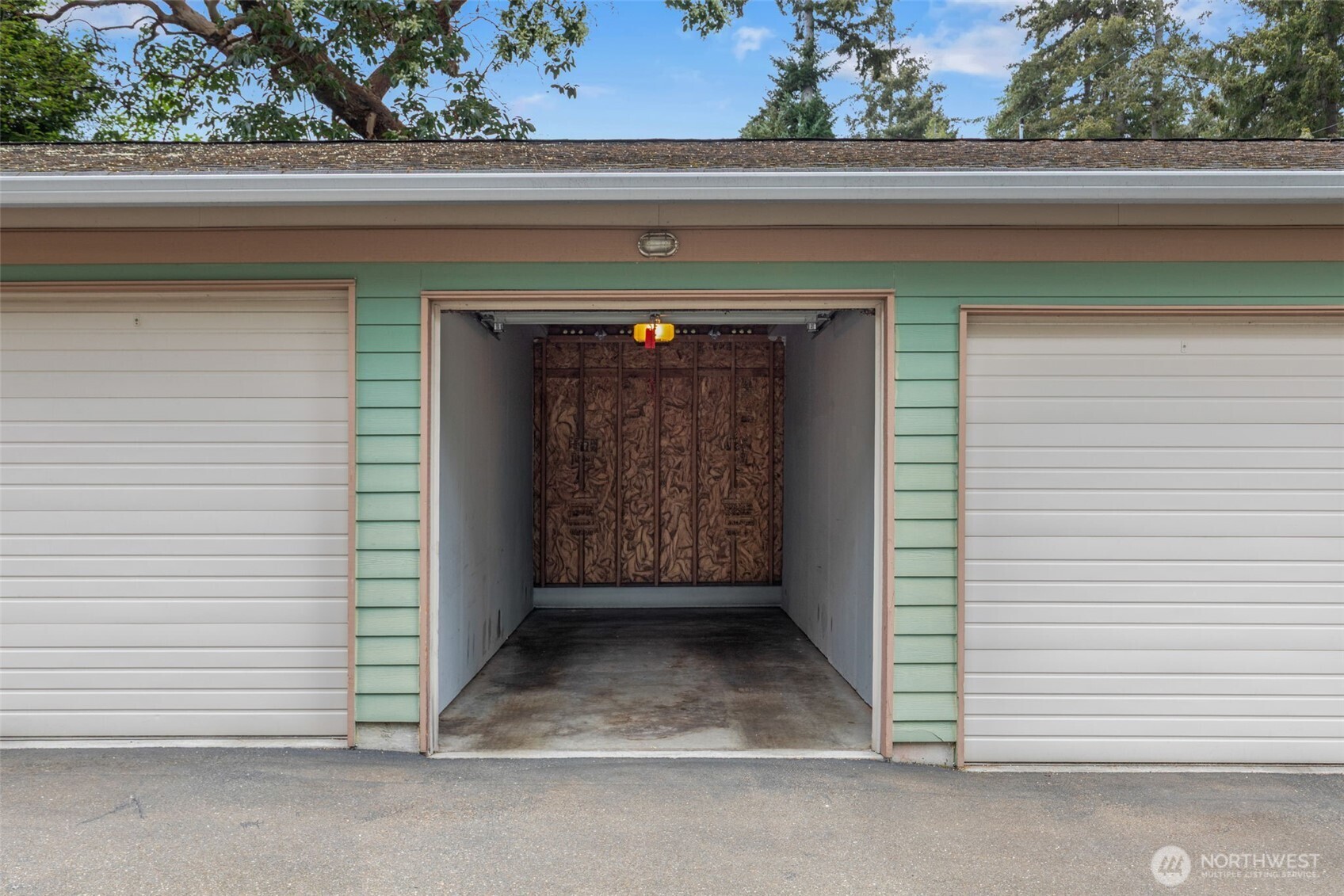 20215 15th Avenue NW #E, Shoreline, WA 98177