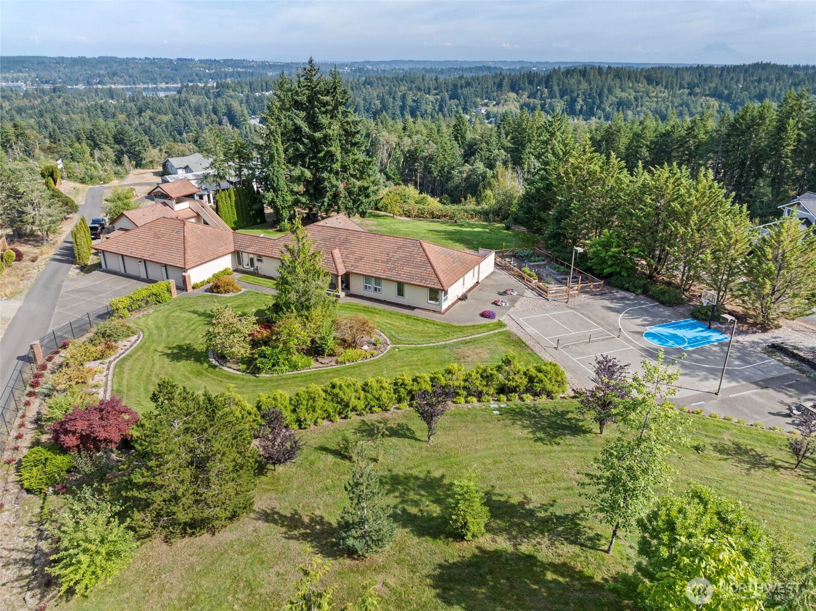 5149 NW Viewpoint Lane , Bremerton, WA 98312