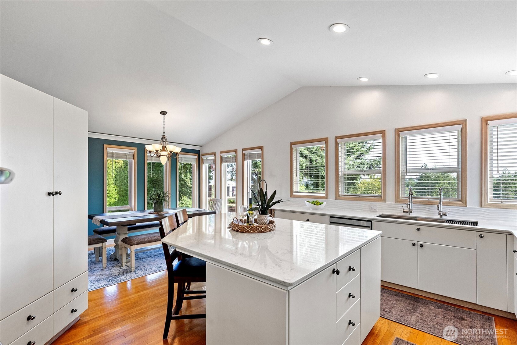 5149 NW Viewpoint Lane , Bremerton, WA 98312