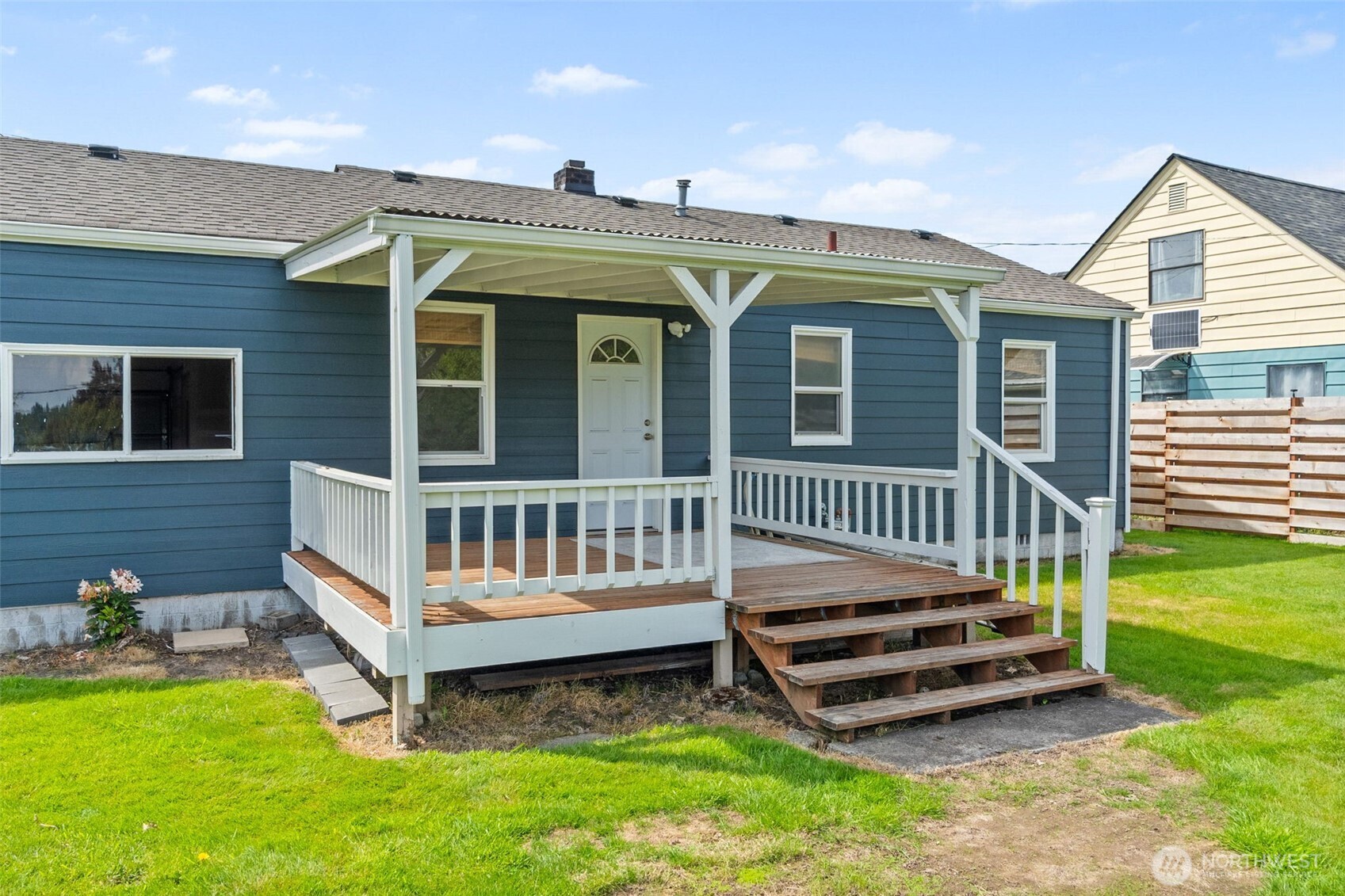 372 SW 14th Street , Chehalis, WA 98532