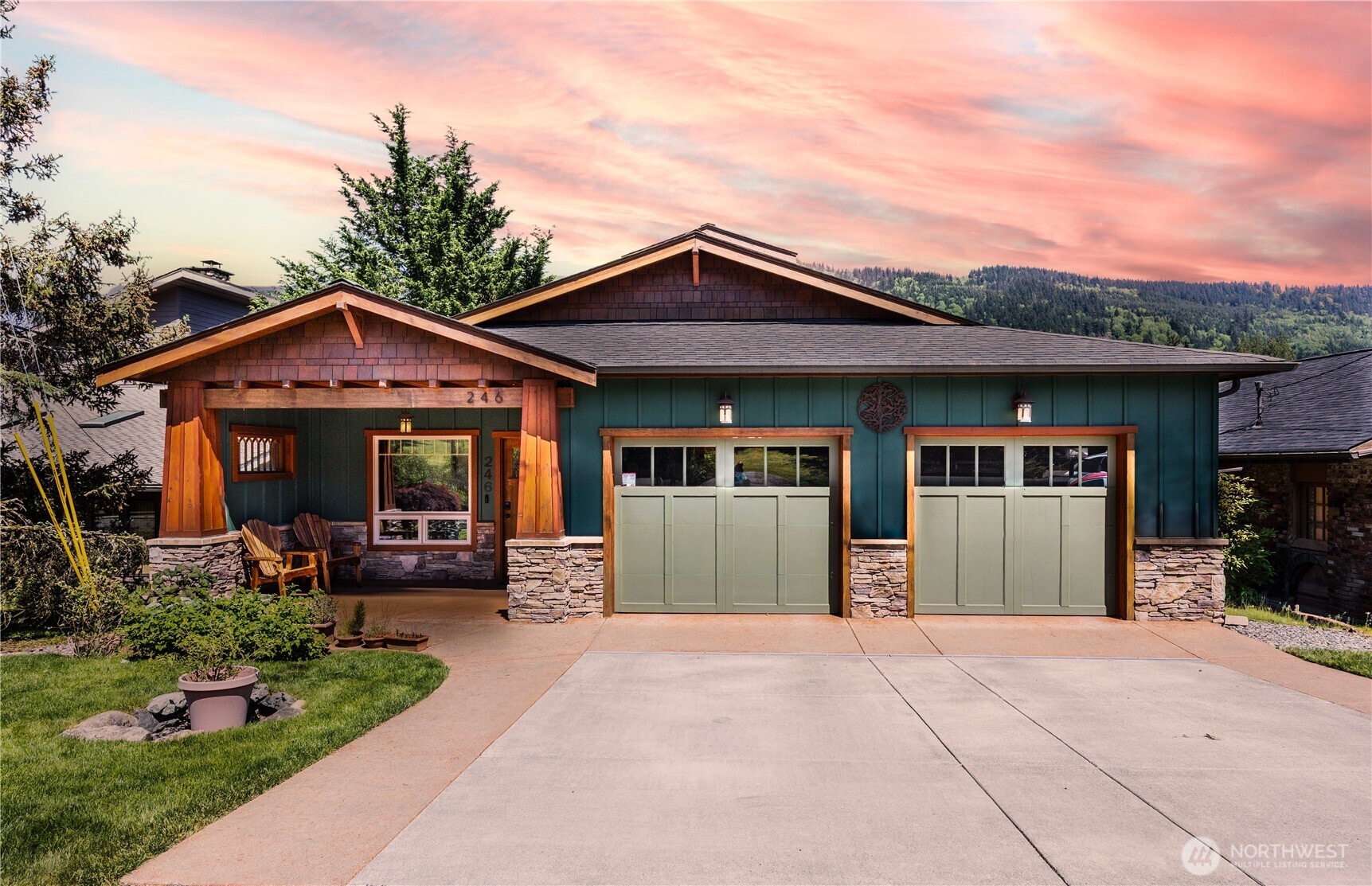 246 Shallow Shore Road , Bellingham, WA 98229