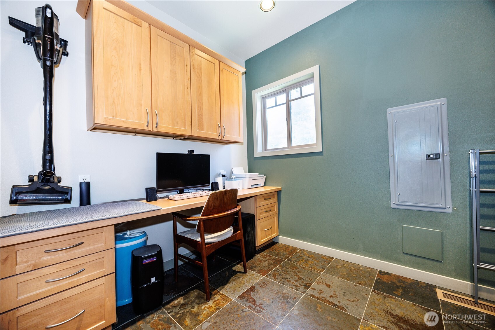 246 Shallow Shore Road , Bellingham, WA 98229