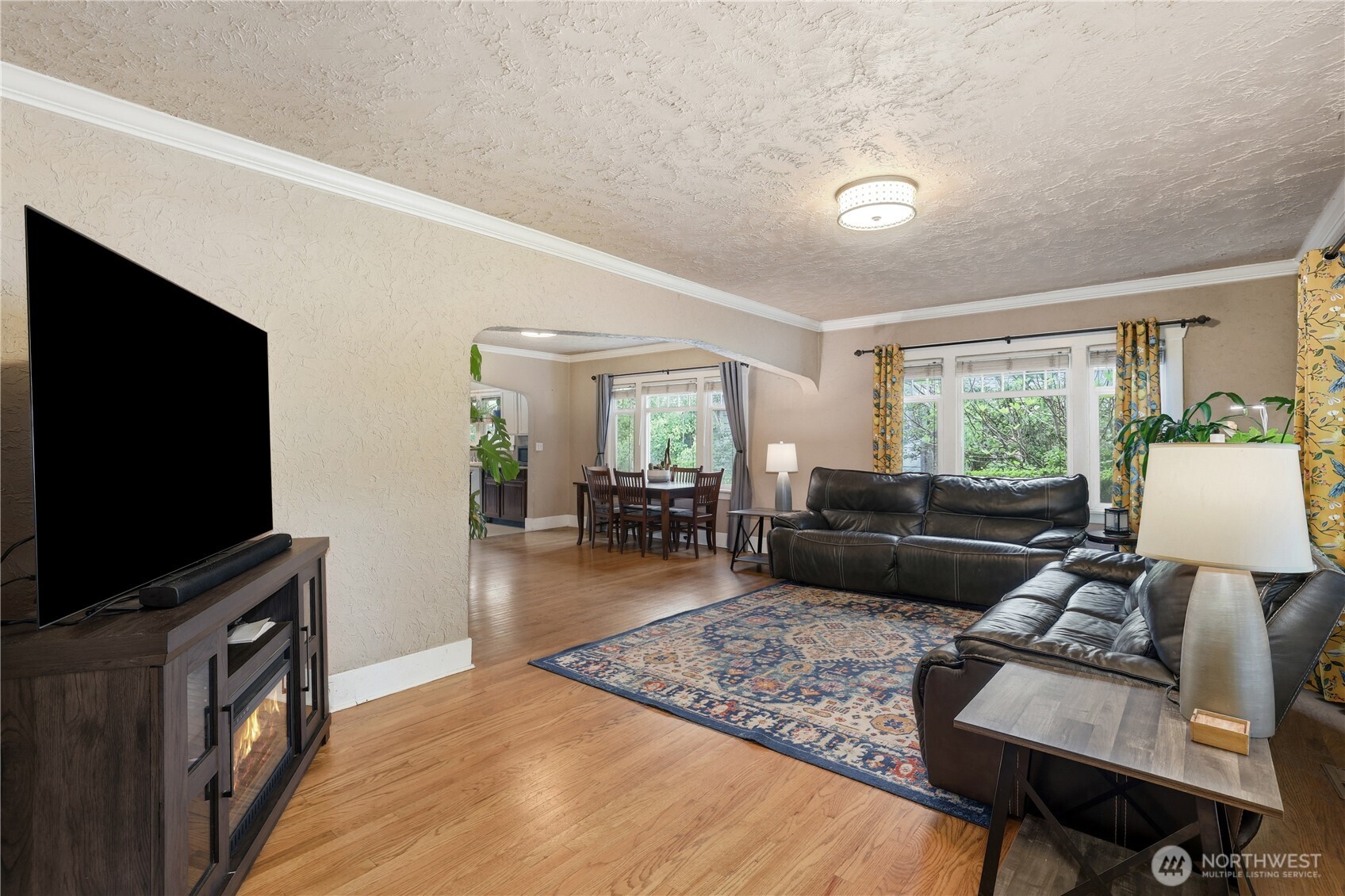 4330 Tacoma Avenue S, Tacoma, WA 98418