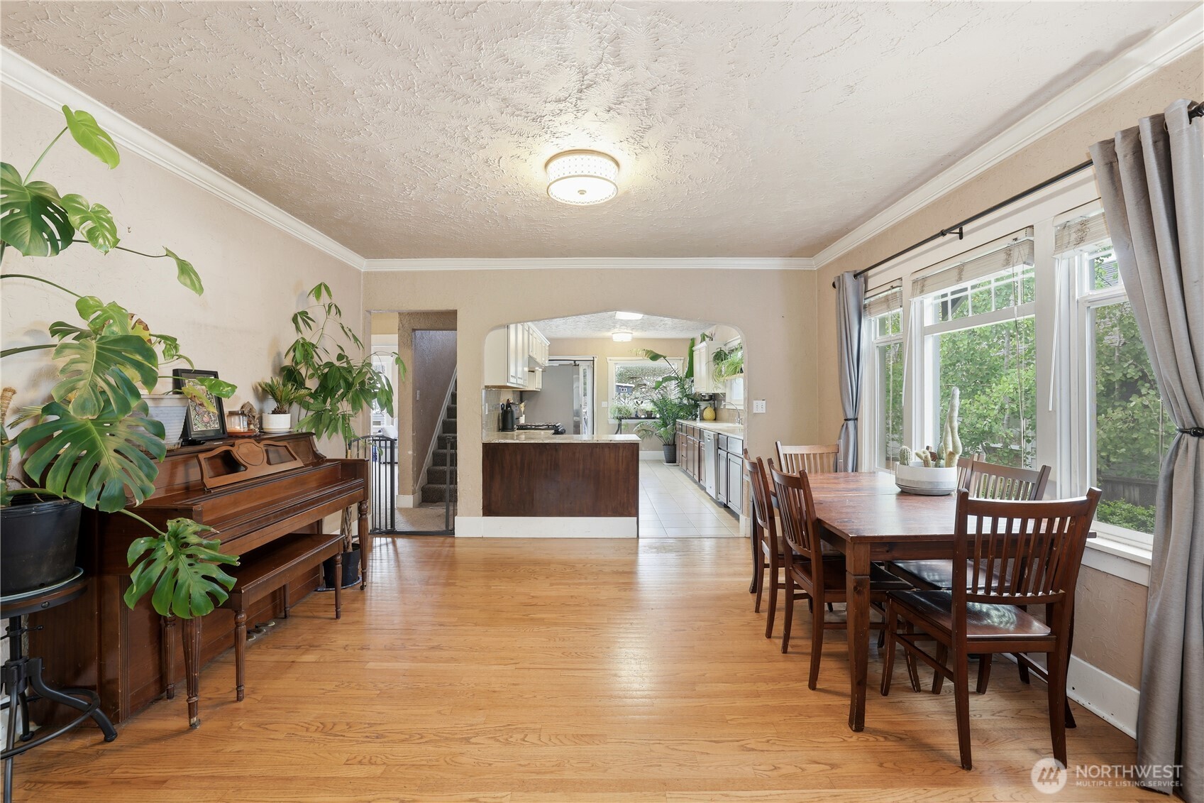 4330 Tacoma Avenue S, Tacoma, WA 98418