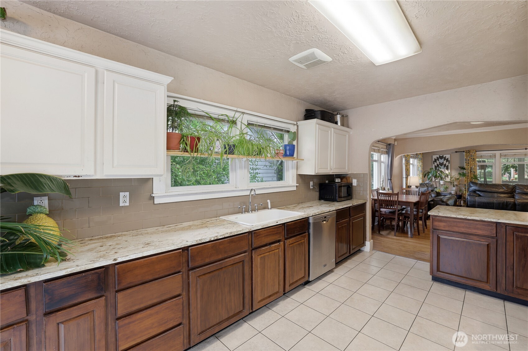 4330 Tacoma Avenue S, Tacoma, WA 98418