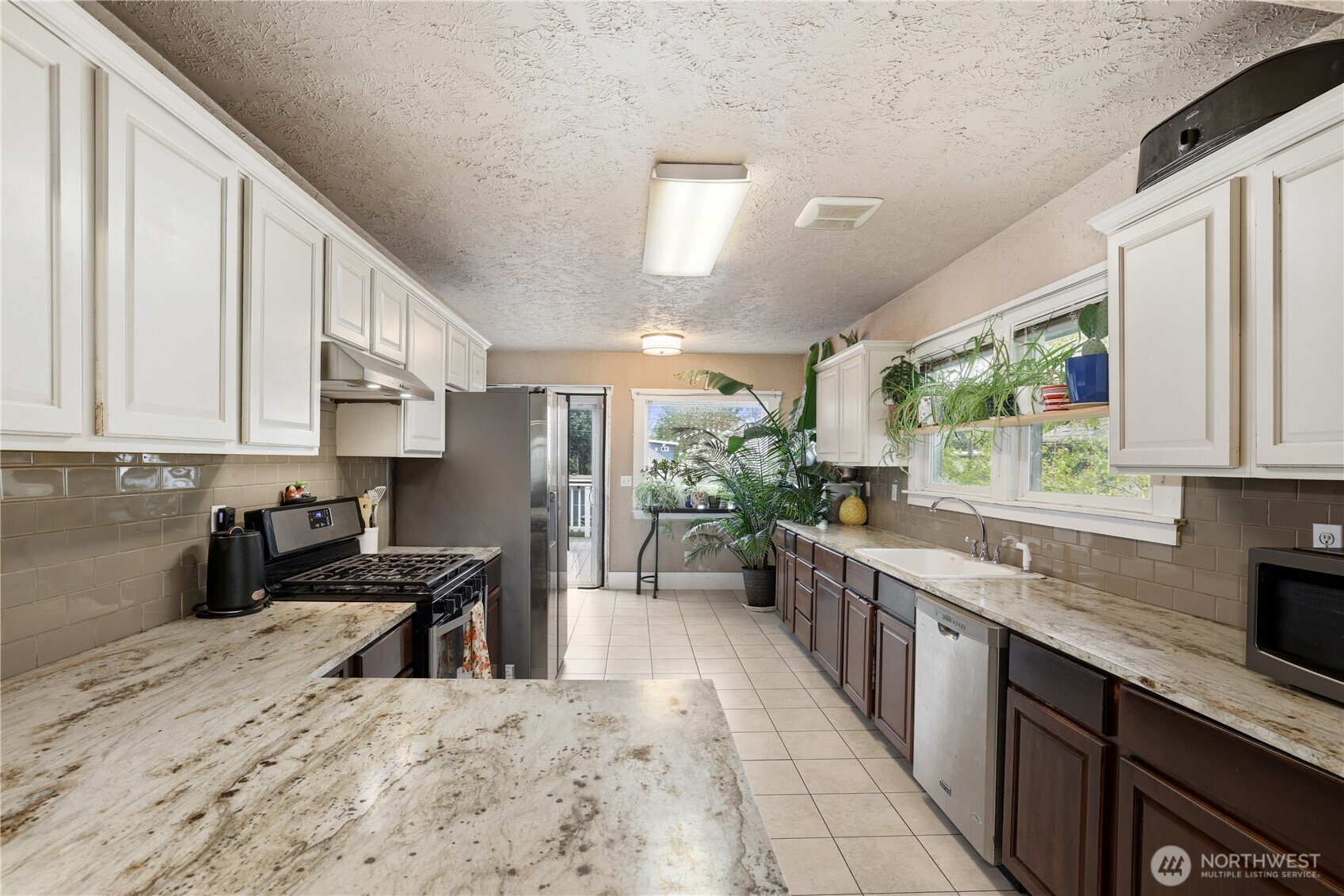 4330 Tacoma Avenue S, Tacoma, WA 98418