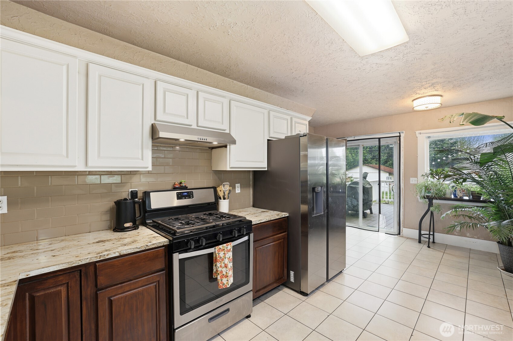 4330 Tacoma Avenue S, Tacoma, WA 98418