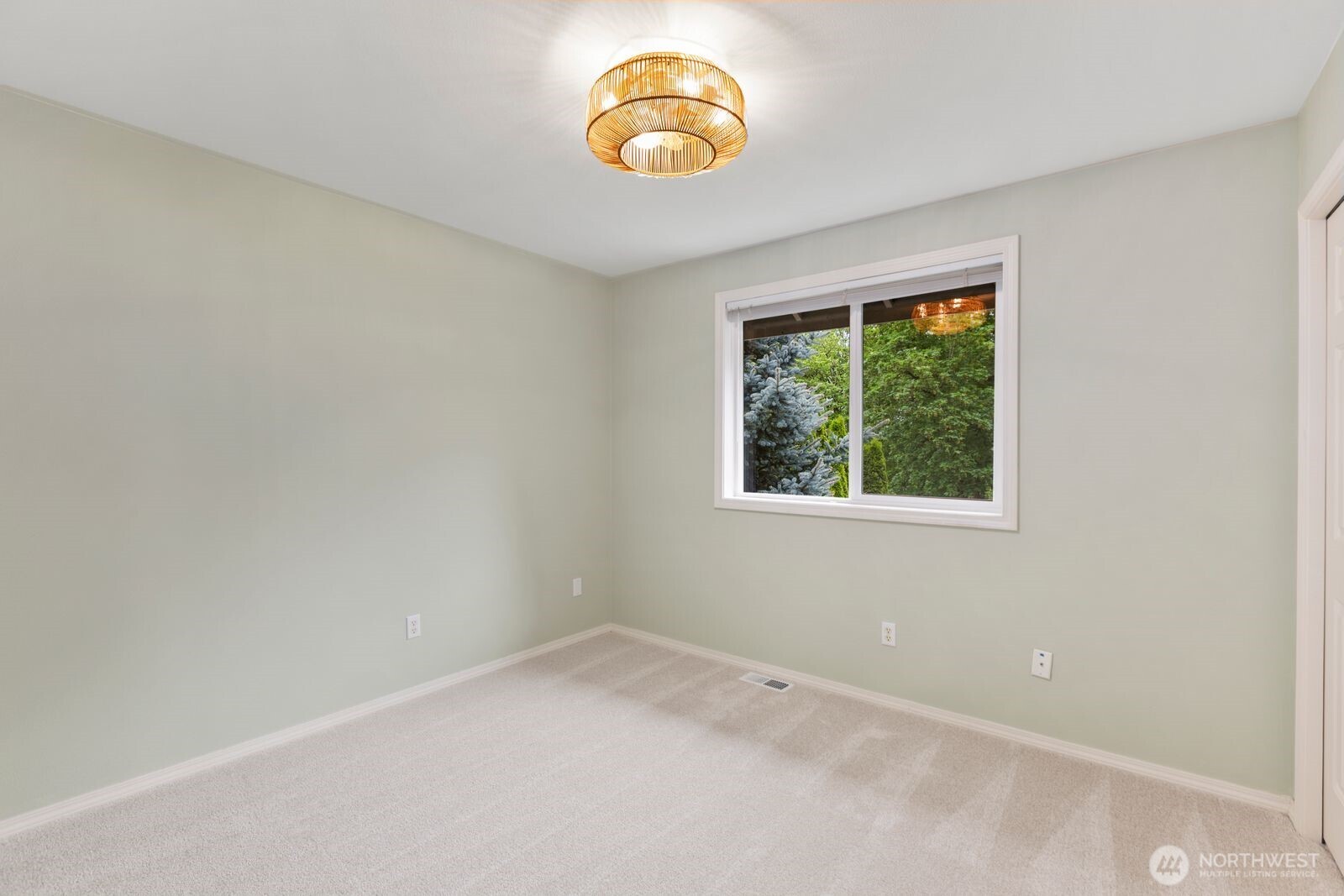 4405 S 261st Street , Kent, WA 98032