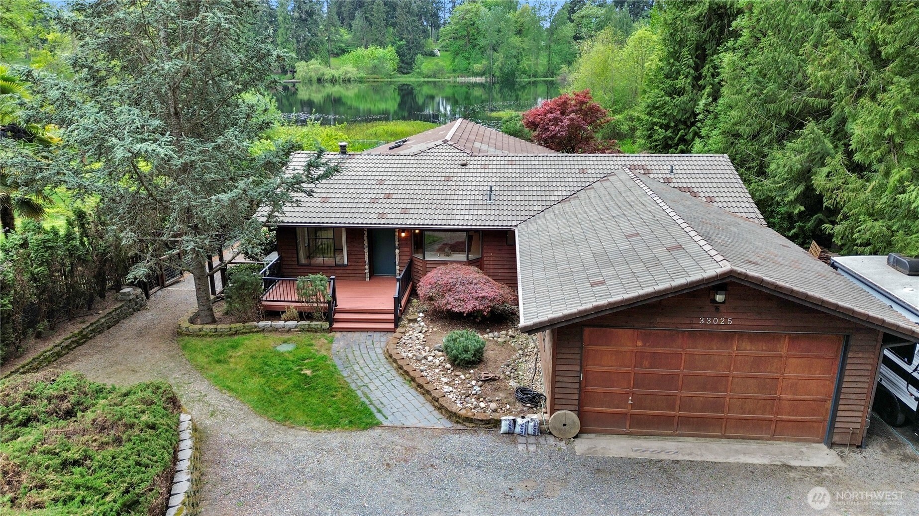 33025 E Holm Lake Drive SE, Auburn, WA 98092