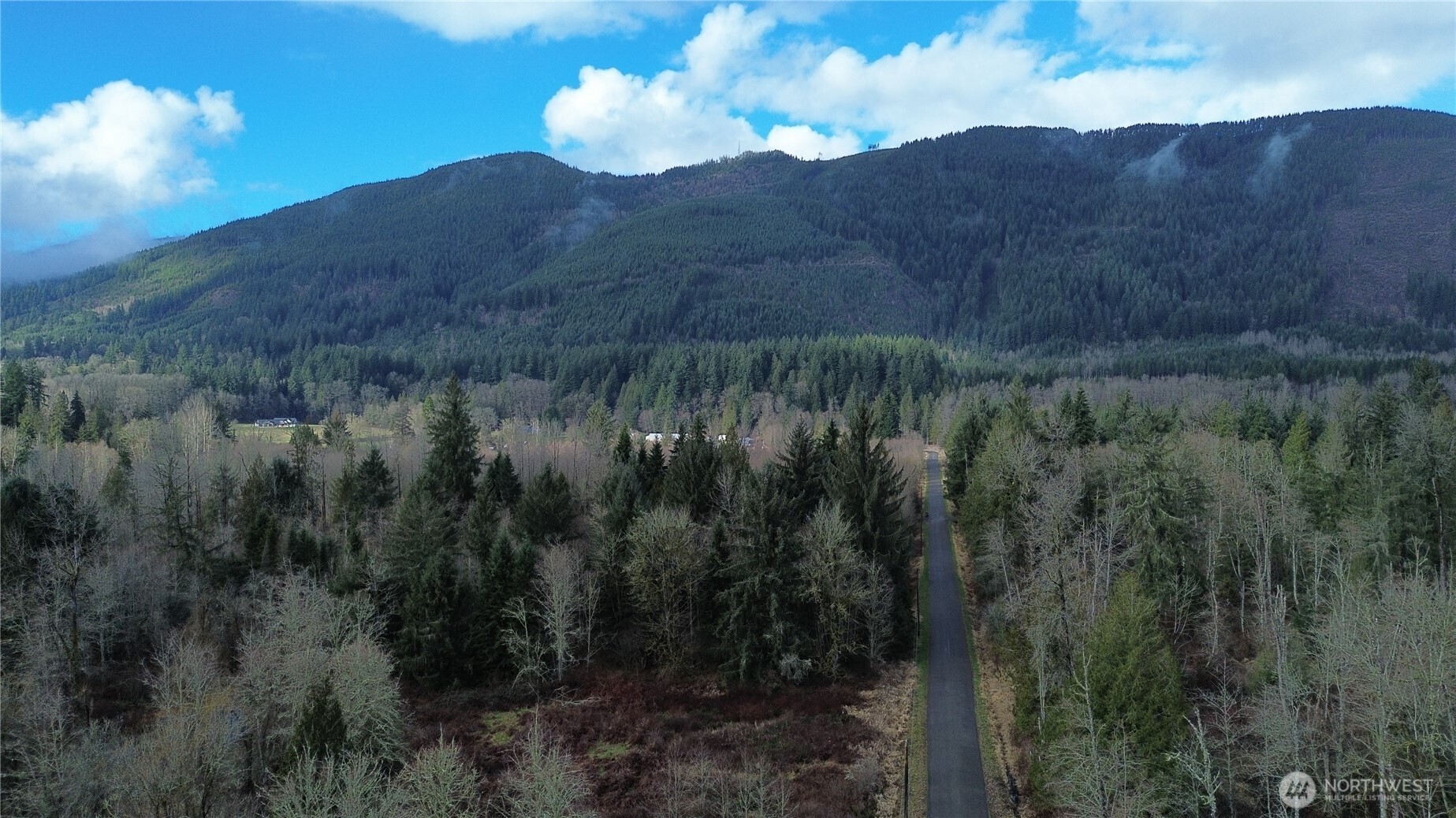 18621 SR 530 NE, Arlington, WA 98223