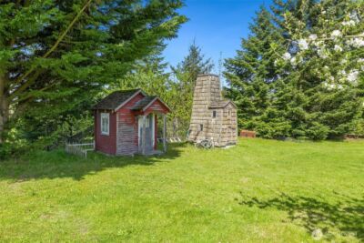 11103 13th Street E, Edgewood, WA 98372 - Photo 32