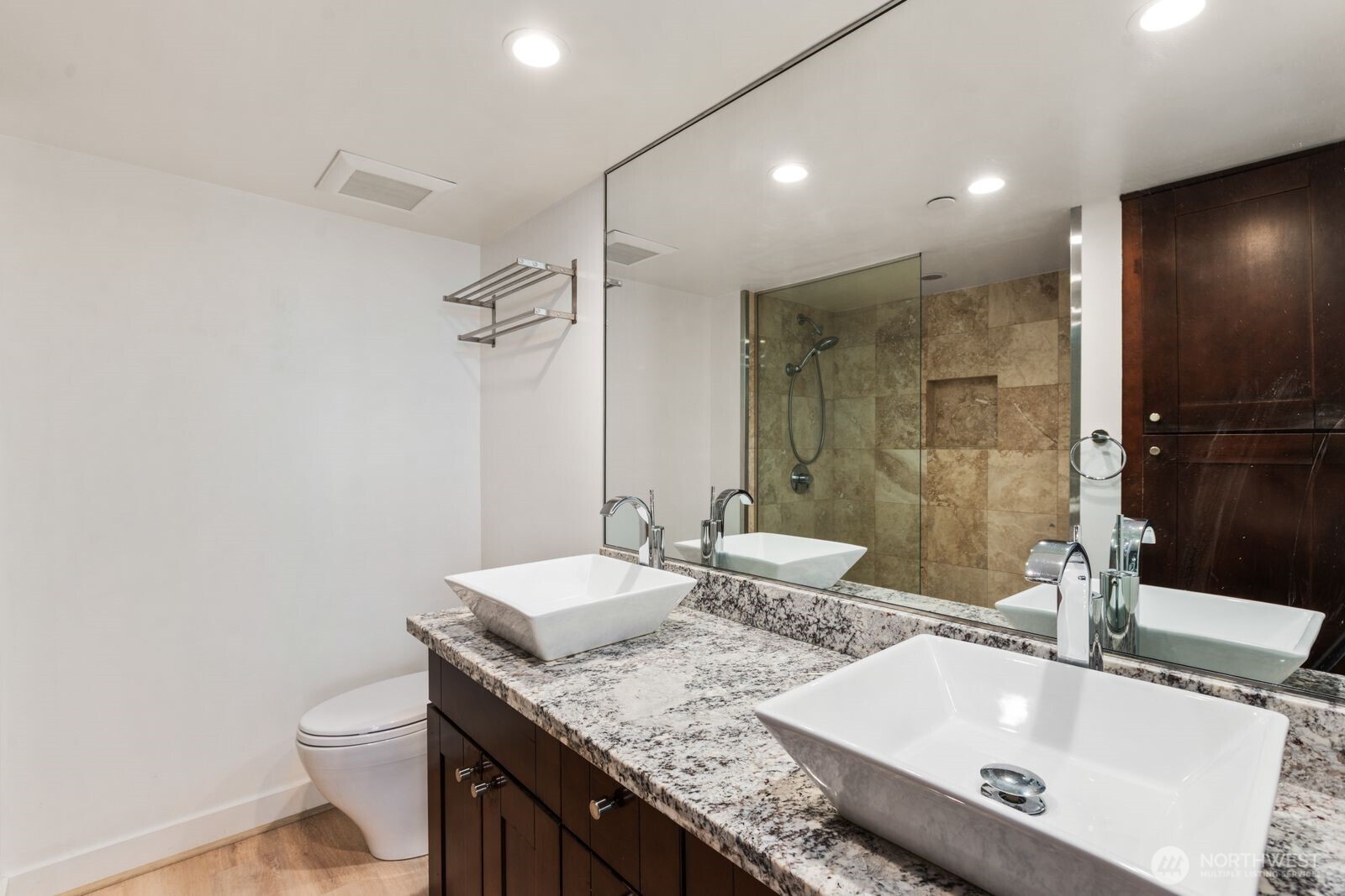 2621 2nd Avenue #1001, Seattle, WA 98121