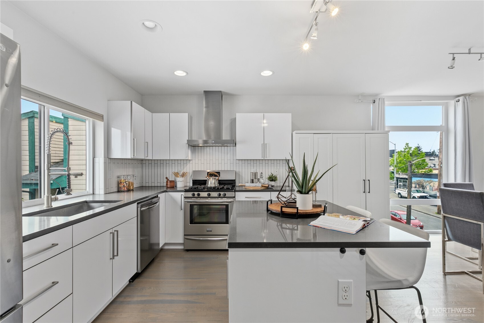 4419 B Corliss Avenue N, Seattle, WA 98103