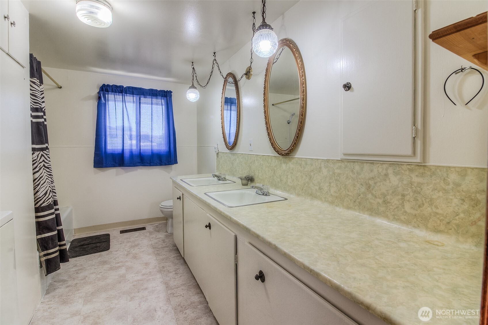 11704 Gilbert Road , Yakima, WA 98903