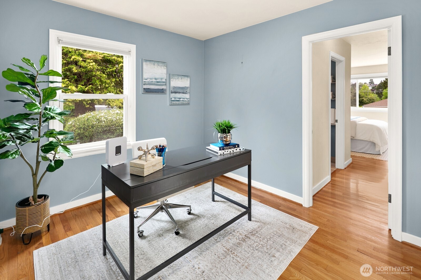 2660 36th Avenue W, Seattle, WA 98199