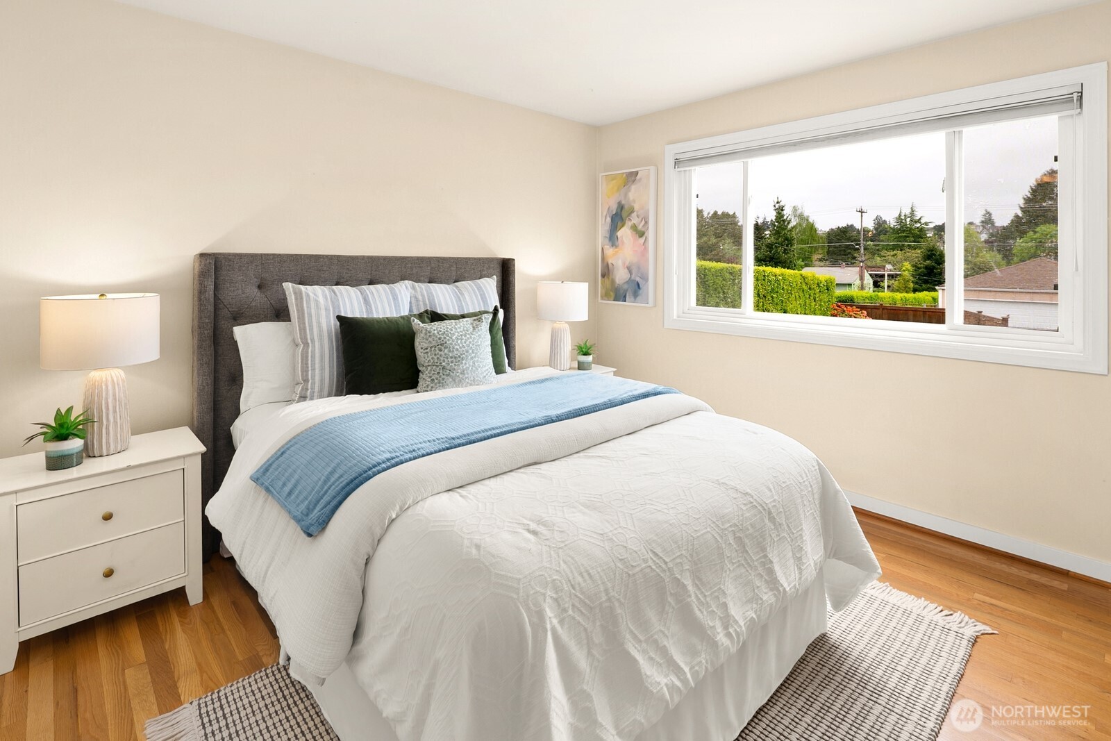 2660 36th Avenue W, Seattle, WA 98199