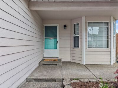 8409 201st Street E, Spanaway, WA 98387-5024 - Photo 2