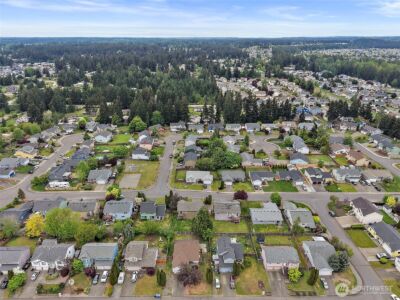 8409 201st Street E, Spanaway, WA 98387-5024 - Photo 31