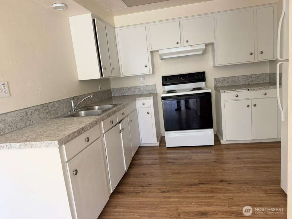 1438 Fones Rd SE #A&B, Olympia, WA 98501