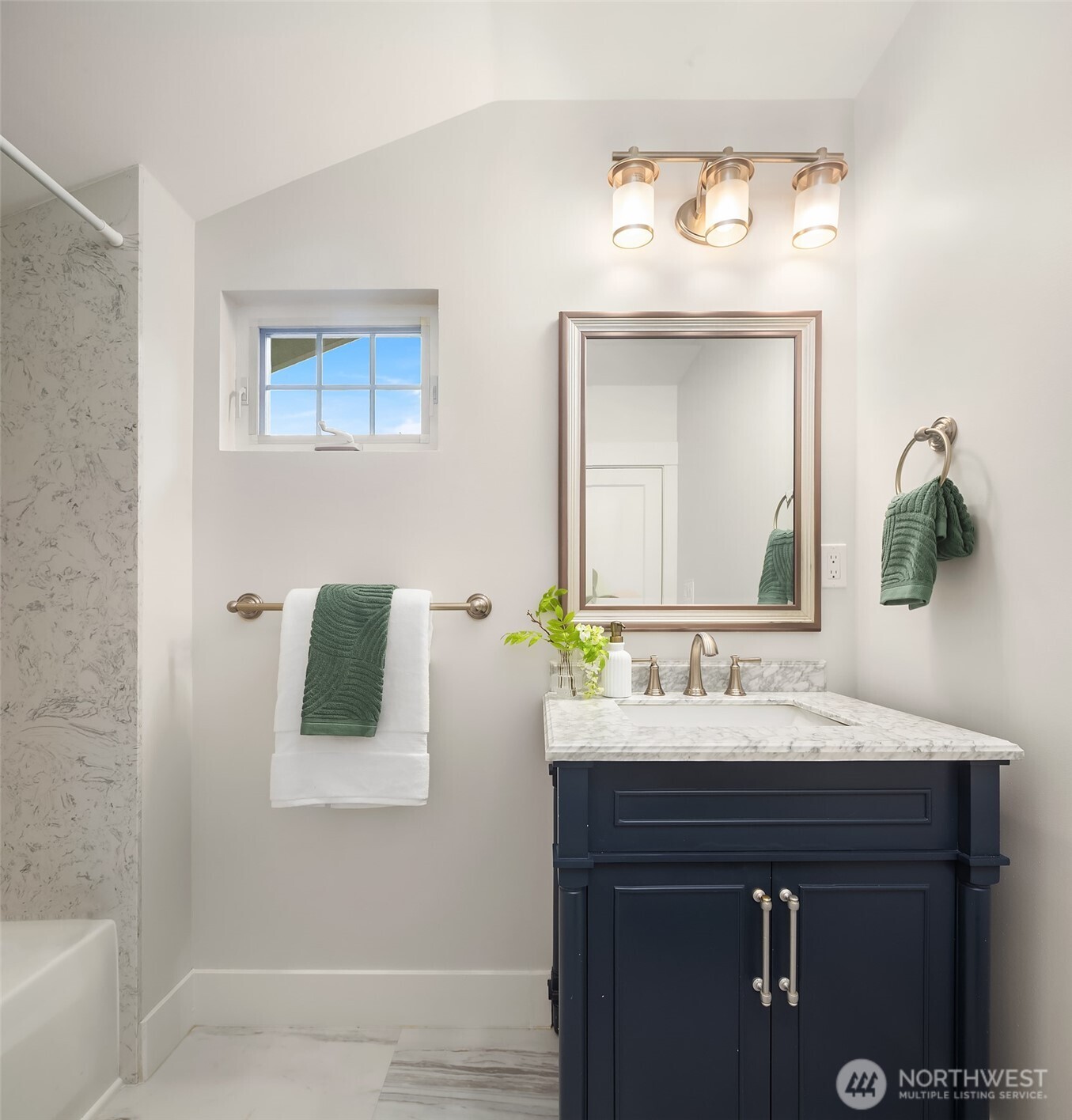 426 30th Avenue S, Seattle, WA 98144