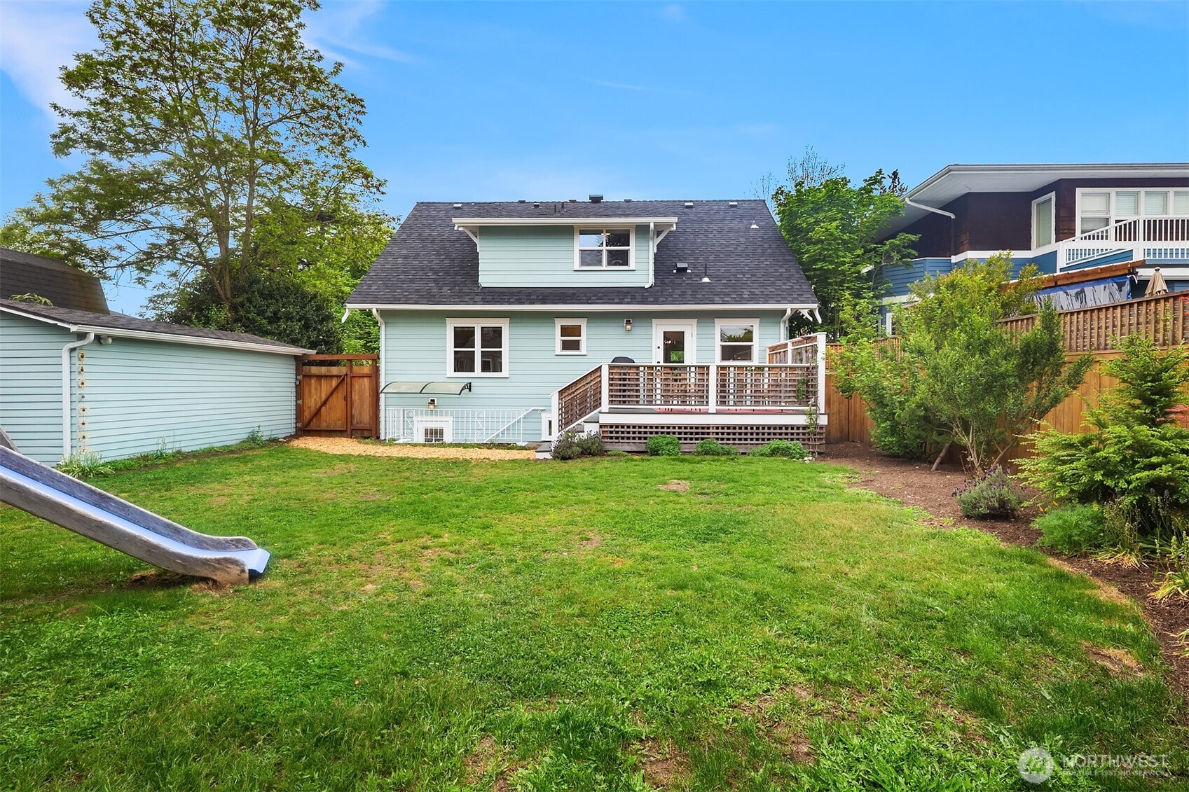 426 30th Avenue S, Seattle, WA 98144