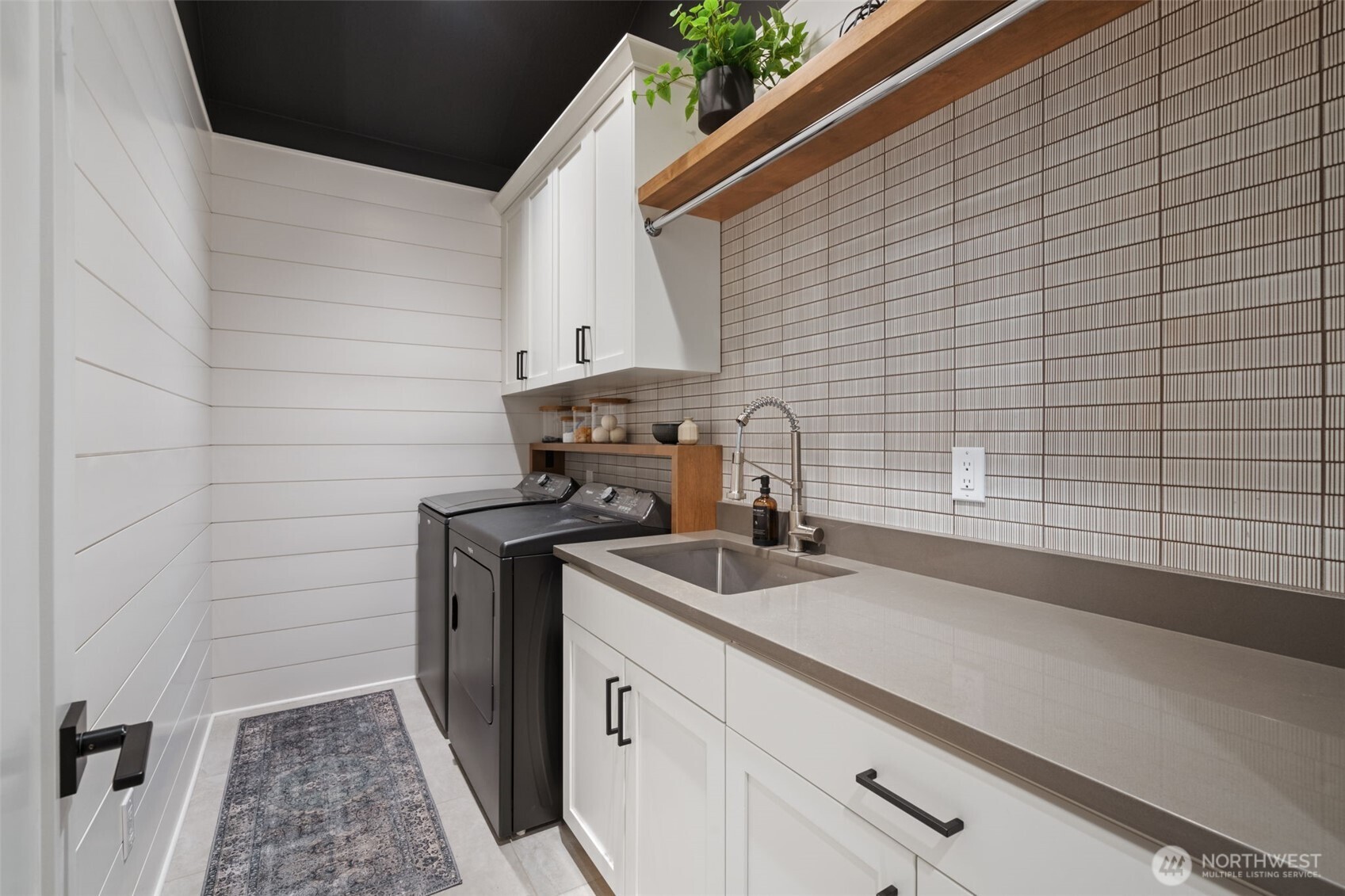 211 NW 235th Street , Ridgefield, WA 98642